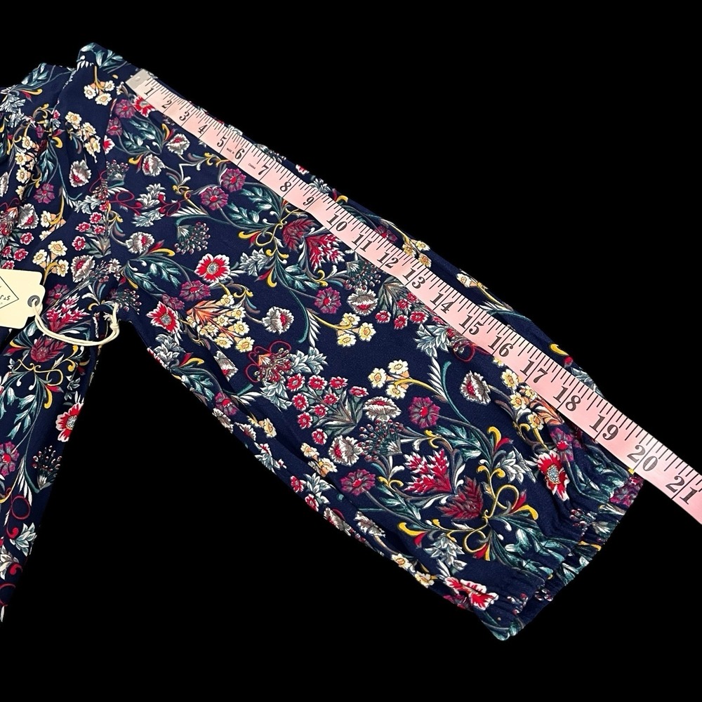 St John's Bay Top M Navy Multi Floral Whimsigoth Pullover Casual Boho Shirt‎ - Picture 8 of 12